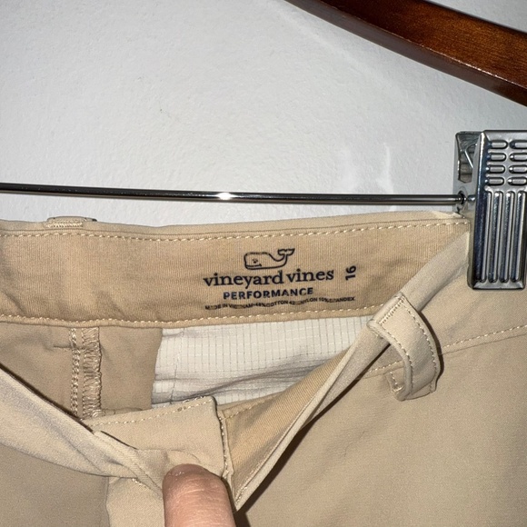 VINEYARD VINES Boys 16 Light Khaki Full Length Flat Front Performance Pants OO20 - Picture 4 of 6